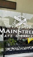 Main Street Cafe Bakery outside