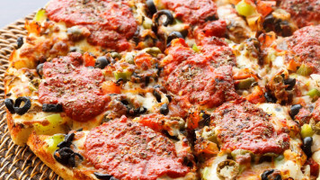 Mr Gatti's Pizza food