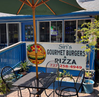 Siri's Gourmet Burgers Pizza inside