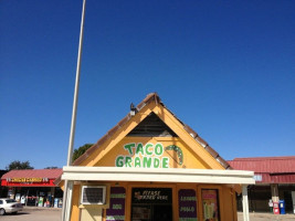 Taco Grande outside