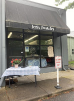 Jen's Pastries outside