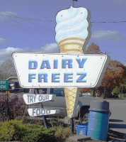 Dairy Freeze outside