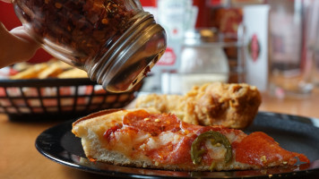 Shakey's Pizza Parlor food