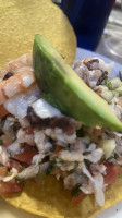 Tacos Y Mariscos El Tequilas food