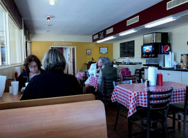 Big Muddy Bbq food