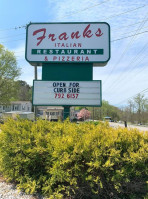 Frank's Italian outside