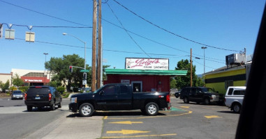 Luigi's Italian Sandwiches outside