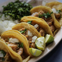 Taqueria El Zarape food