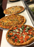 Ganello's Pizza Company food