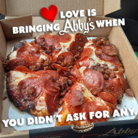 Abby's Legendary Pizza food