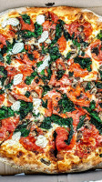 Zesto Pizza Grill food