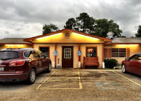 Teles Mexican Restaurant outside