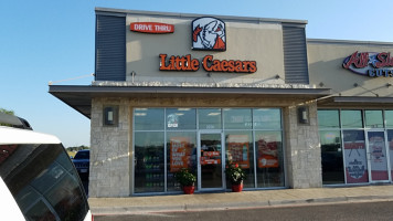 Little Caesars Pizza food