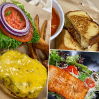 3 West Alehouse Grill food