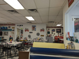 Freddy's Diner inside