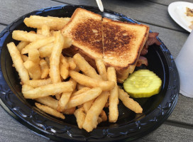 Happy Days Diner food