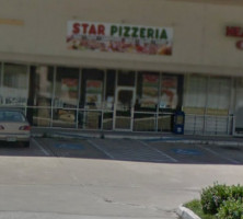 Star Pizzeria inside