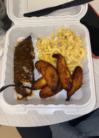 Jammin Island Bbq food