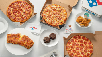 Domino's Pizza food