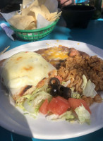 Lb Cantina food