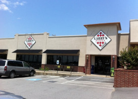 Larry's Pizza Of Cabot outside