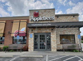 Applebee's Grill In Mcm outside