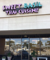 Sweet Basil Thai Cuisine outside