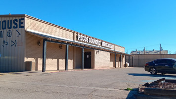 Pecos Diamond Steakhouse outside