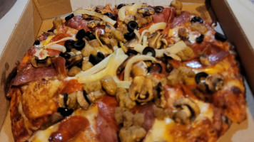 Blondie's Pizza food