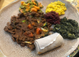 Ahadu Ethiopian Cuisine food