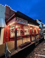 Silver Caboose Soda Fountain outside