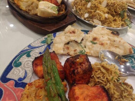 Cafe Tandoor food