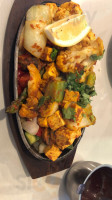 Cafe Tandoor food