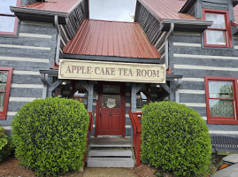 Apple Cake Tea Room outside