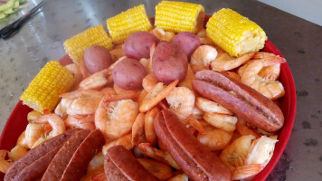 The King Crawfish Shack food