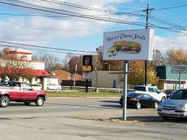 Barry's Cheese Steaks More outside