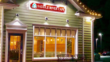 Saddle River Cafe outside