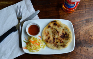 A Taste Of El Salvador food