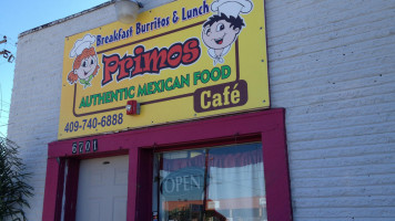 Primo's Cafe outside