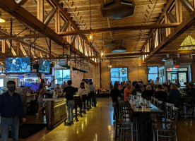 Downtown Social food