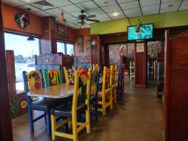 Andale Amigo Holden, Mo inside