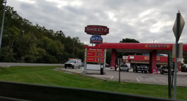 Sheetz outside