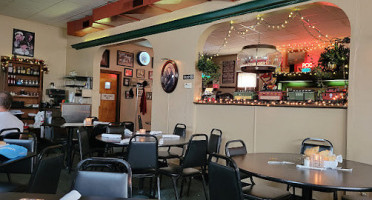 Silvestro's Depot Cafe Inc food