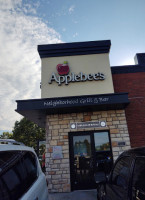 Applebee's Grill outside