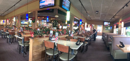 Applebee's Neighborhood Grill inside