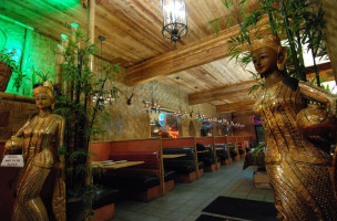 Thai Bamboo Lincoln Heights food