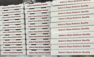 Veltre's Pizza food