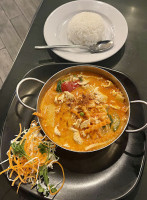 Golden Thai food