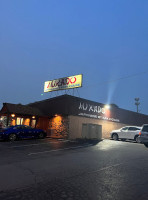 Mikado Japanese Steakhouse outside