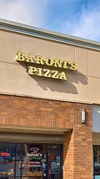 Baroni's New York Pizza outside